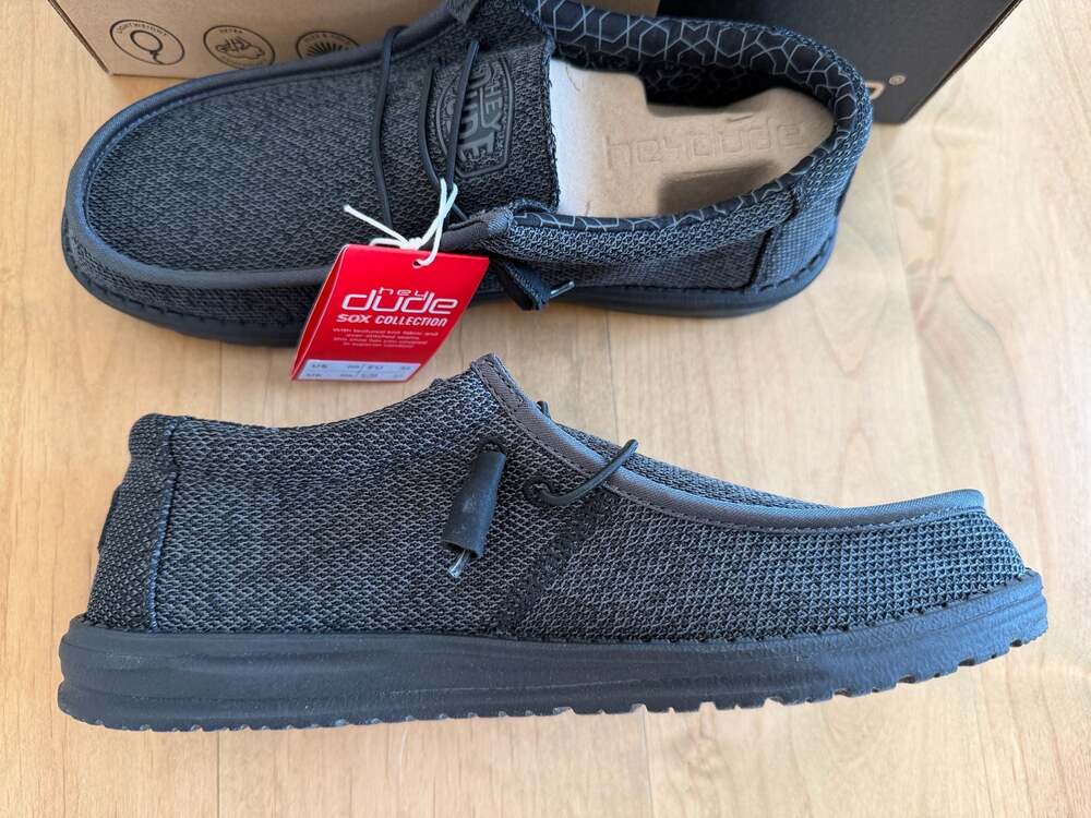 Hey Dude Men's Wally Sox Slip-On Casual Moccasin Sneakers - Picture 3 of 8
